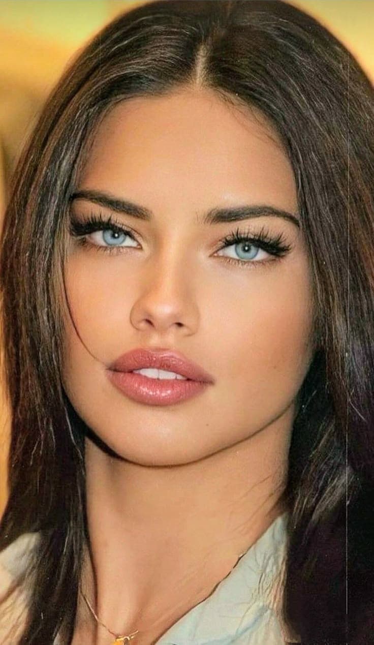 They Are Amazingly Eye-Catching: 30 Most Beautiful Women of All Time